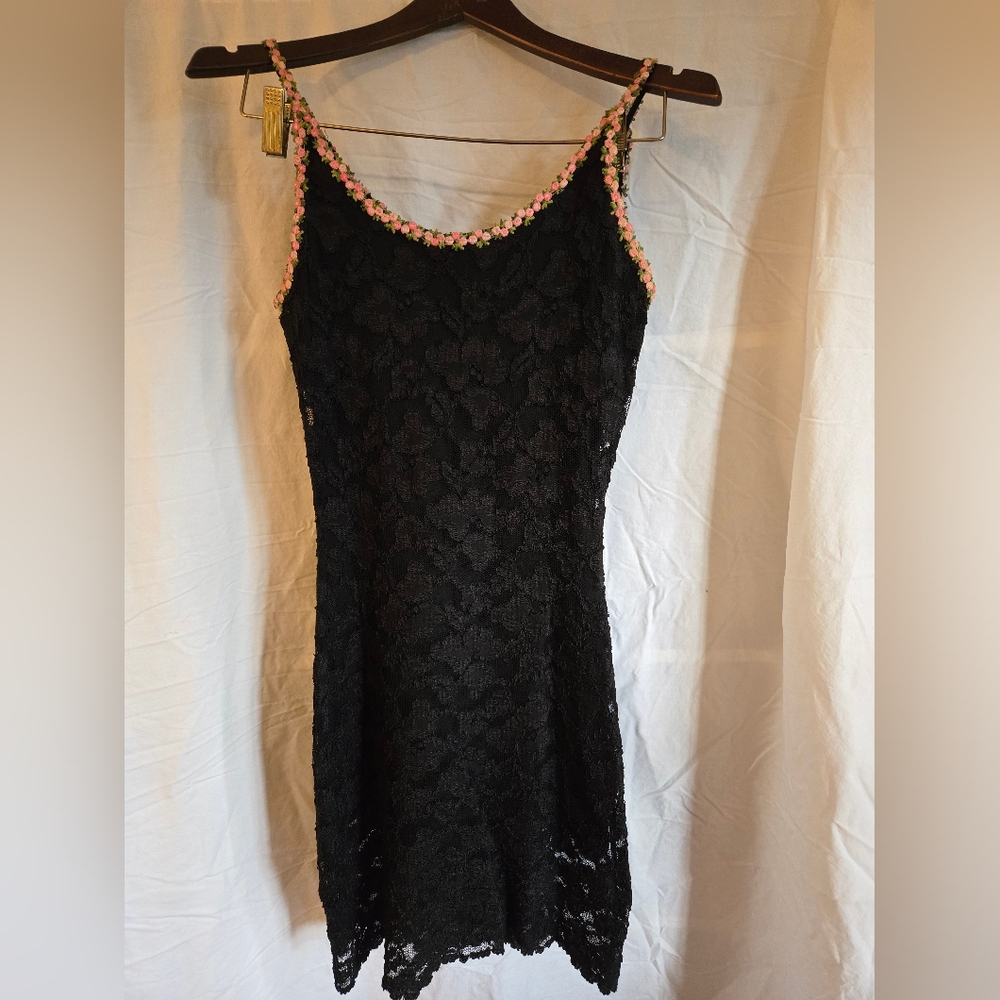 Vintage Black Lace Betsey Johnson Minidress With Pink Roses size Medium